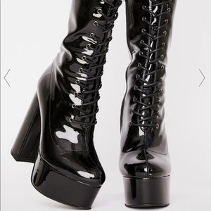 Azalea wang patent black platform boot BRAND NEW from dolls kill